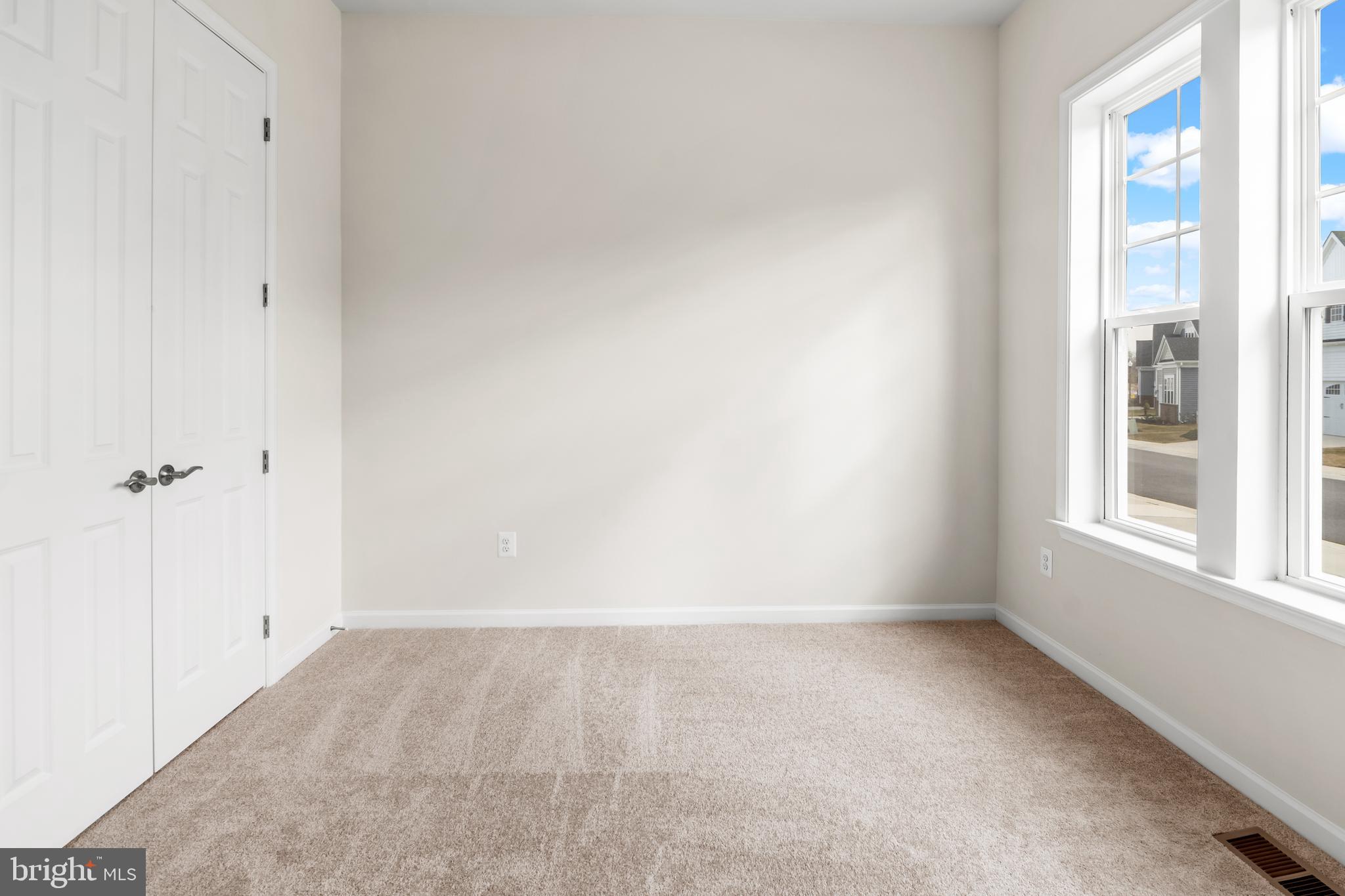 TWO RIVERS - Residential