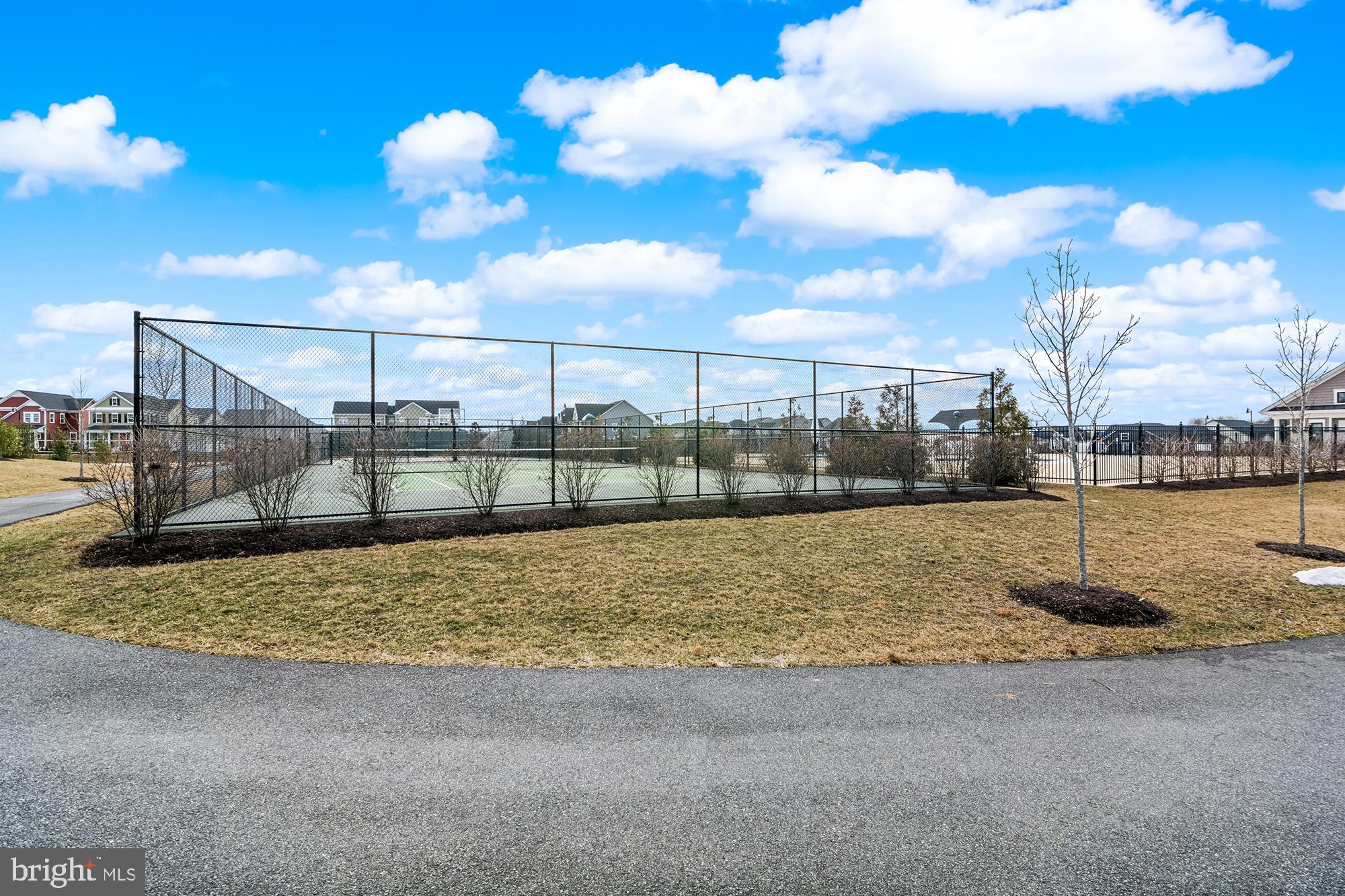 TWO RIVERS - Residential