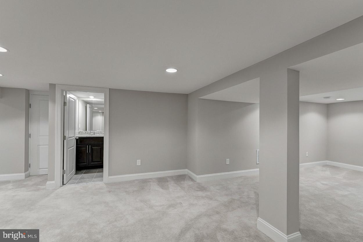 GOSHEN - Residential