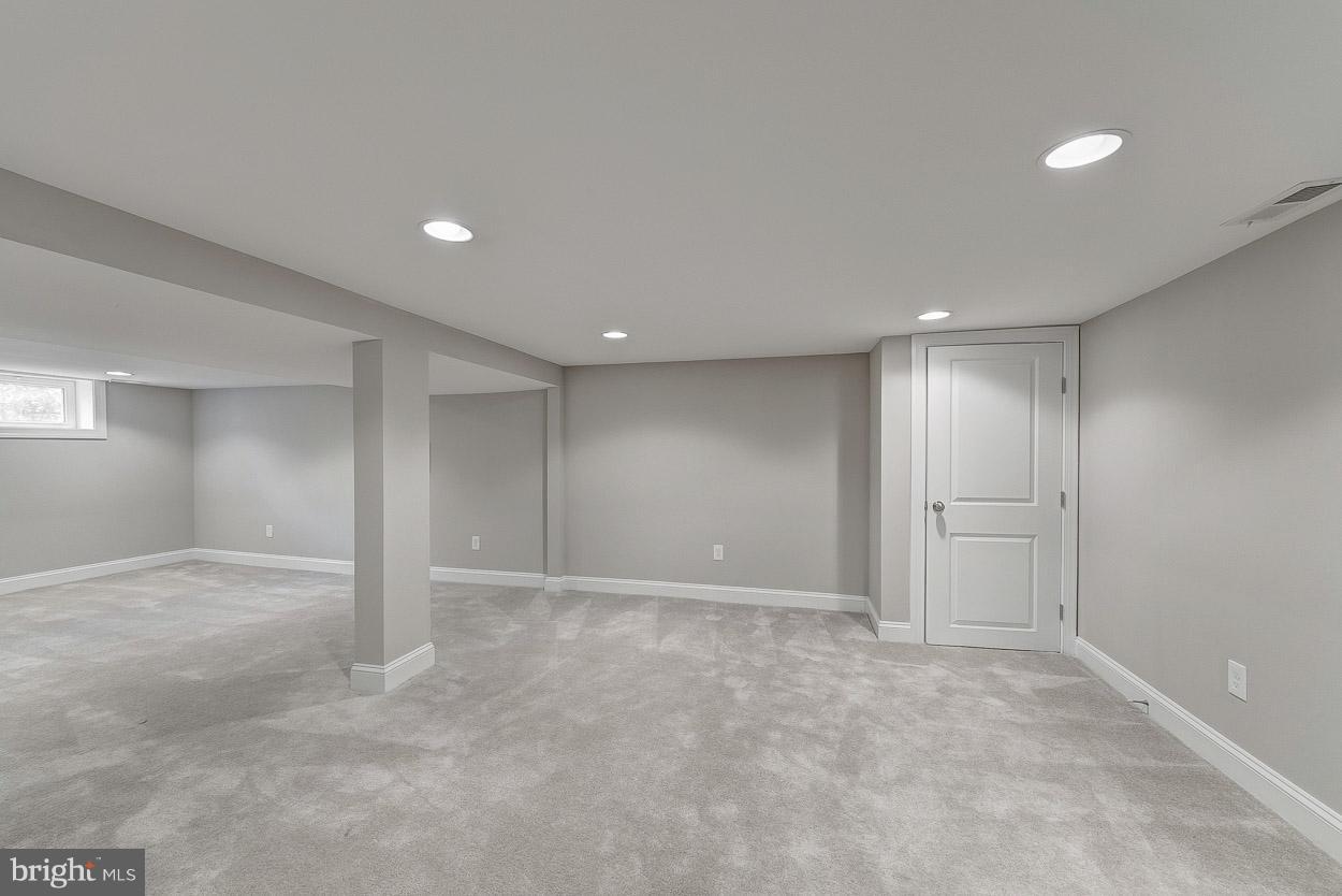 GOSHEN - Residential