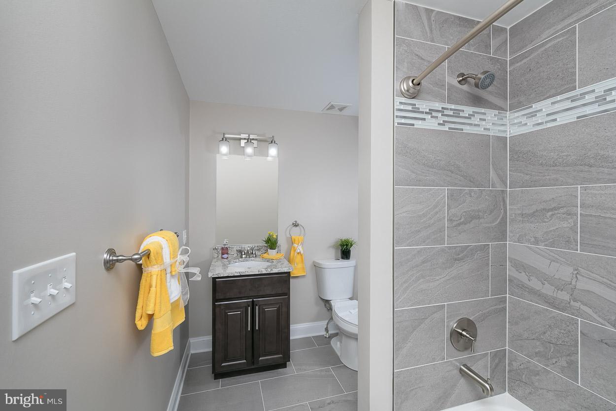 GOSHEN - Residential