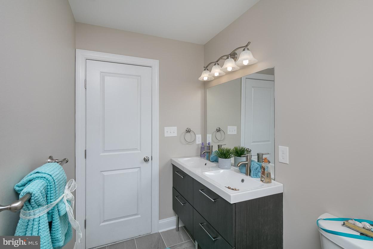 GOSHEN - Residential