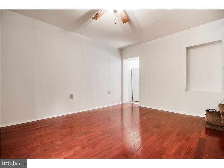 PORT RICHMOND - Residential