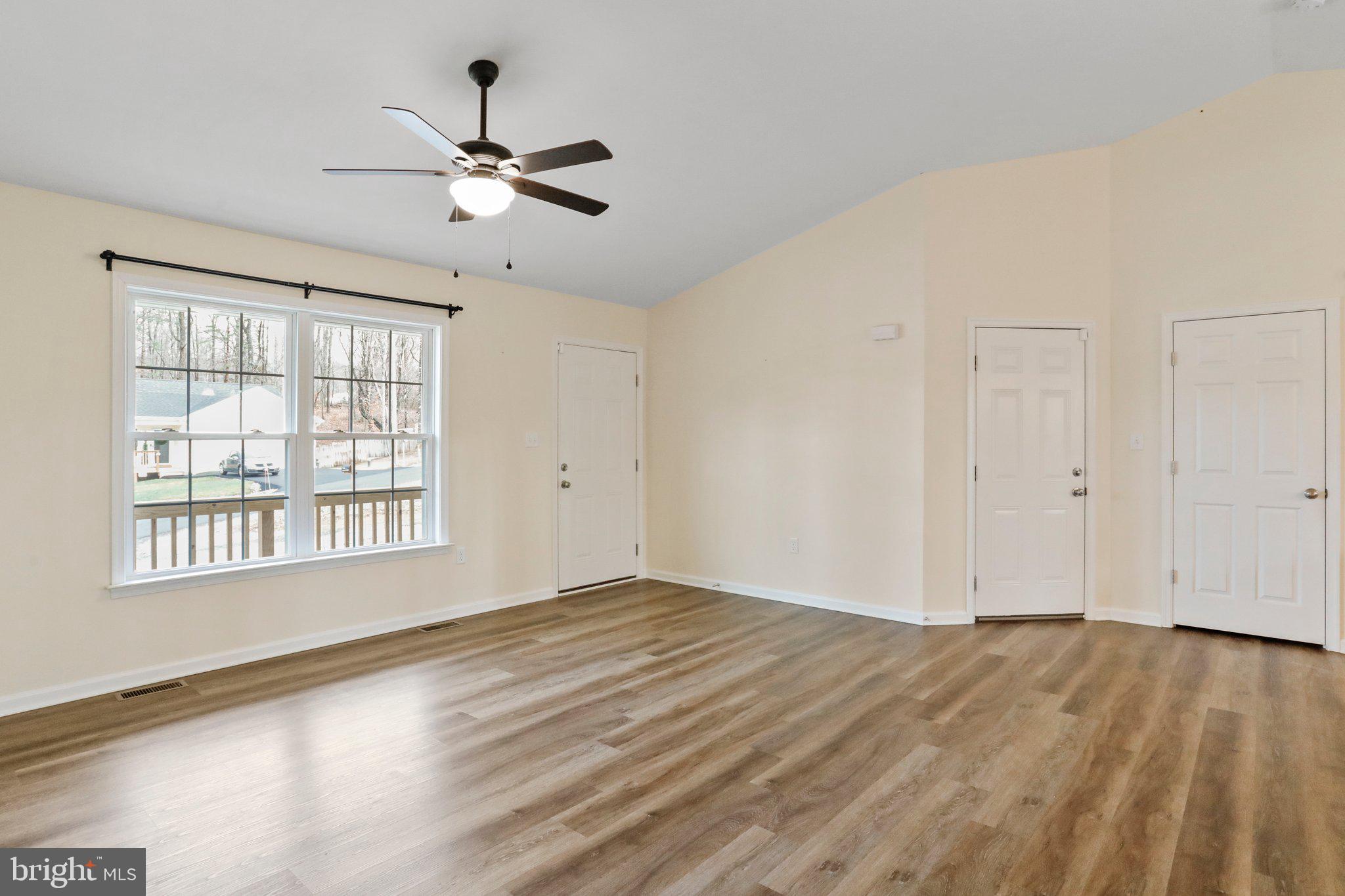 HAMPSHIRE HOUSE ESTATES - Residential