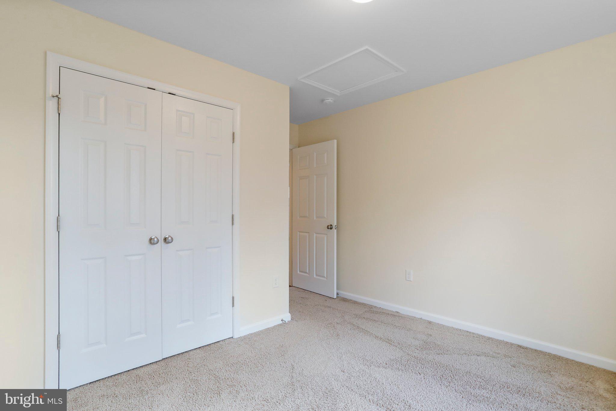 HAMPSHIRE HOUSE ESTATES - Residential