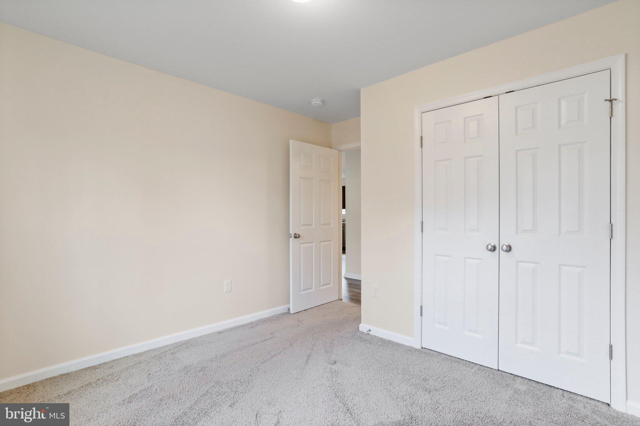 HAMPSHIRE HOUSE ESTATES - Residential