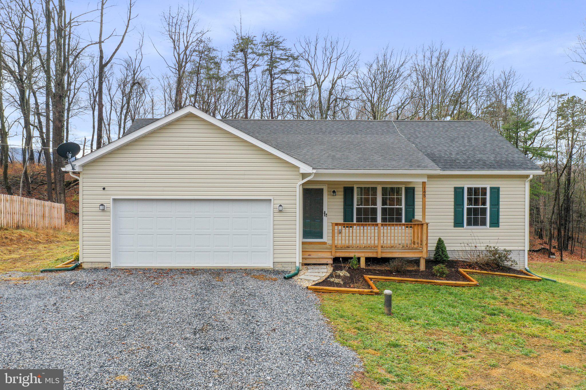 HAMPSHIRE HOUSE ESTATES - Residential