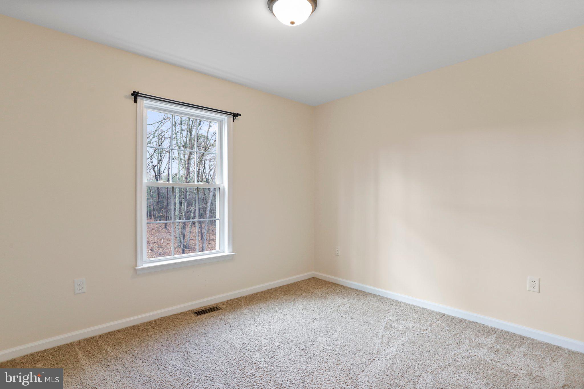 HAMPSHIRE HOUSE ESTATES - Residential