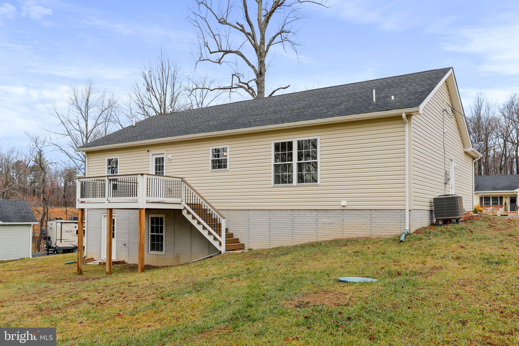 HAMPSHIRE HOUSE ESTATES - Residential