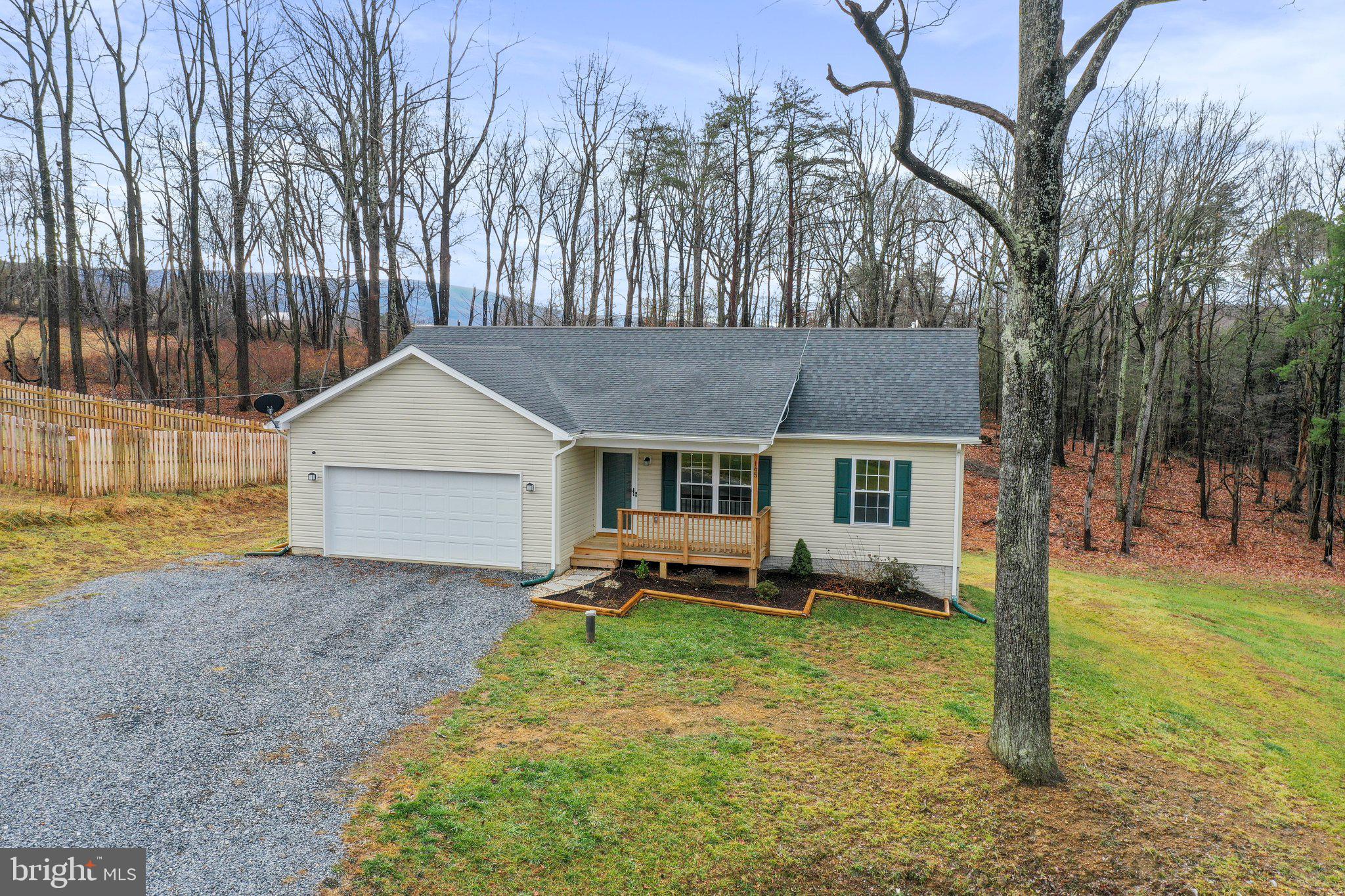 HAMPSHIRE HOUSE ESTATES - Residential