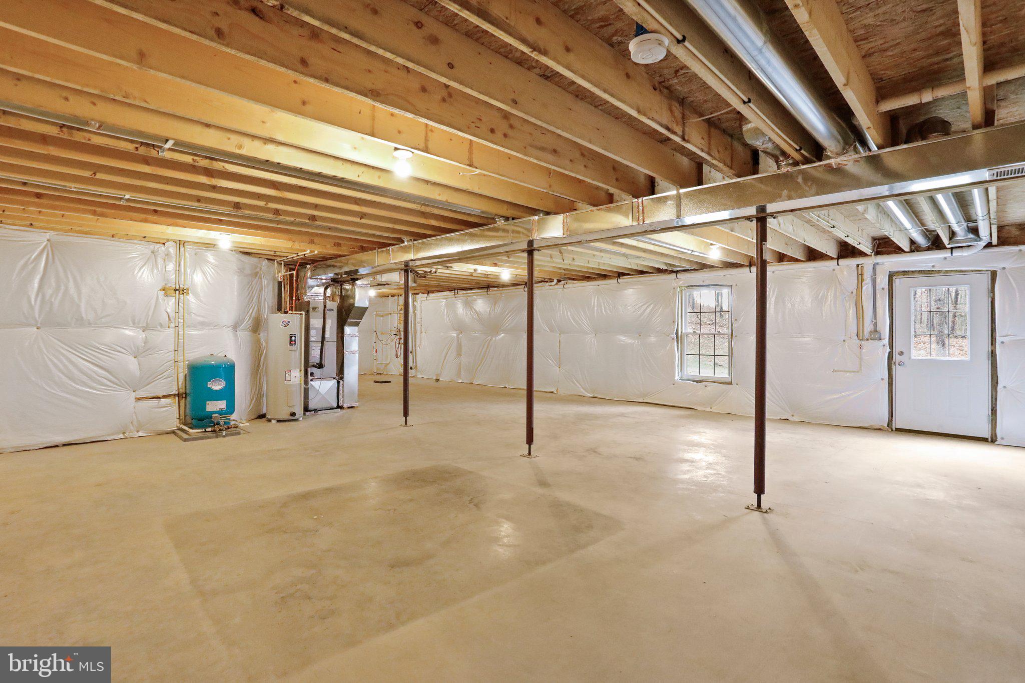 HAMPSHIRE HOUSE ESTATES - Residential