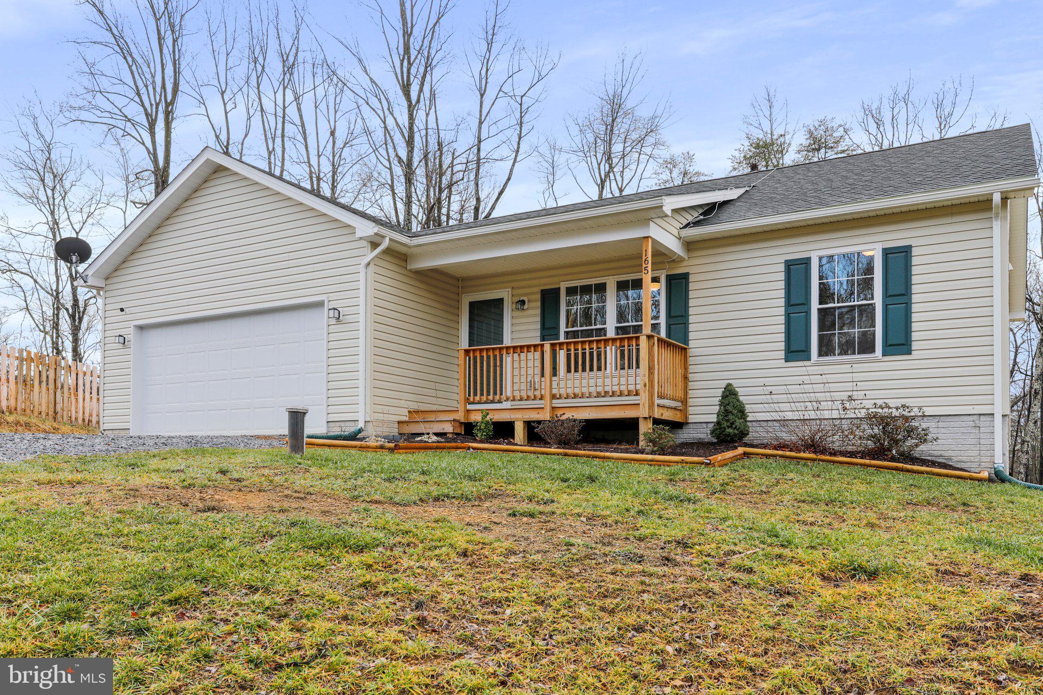 HAMPSHIRE HOUSE ESTATES - Residential