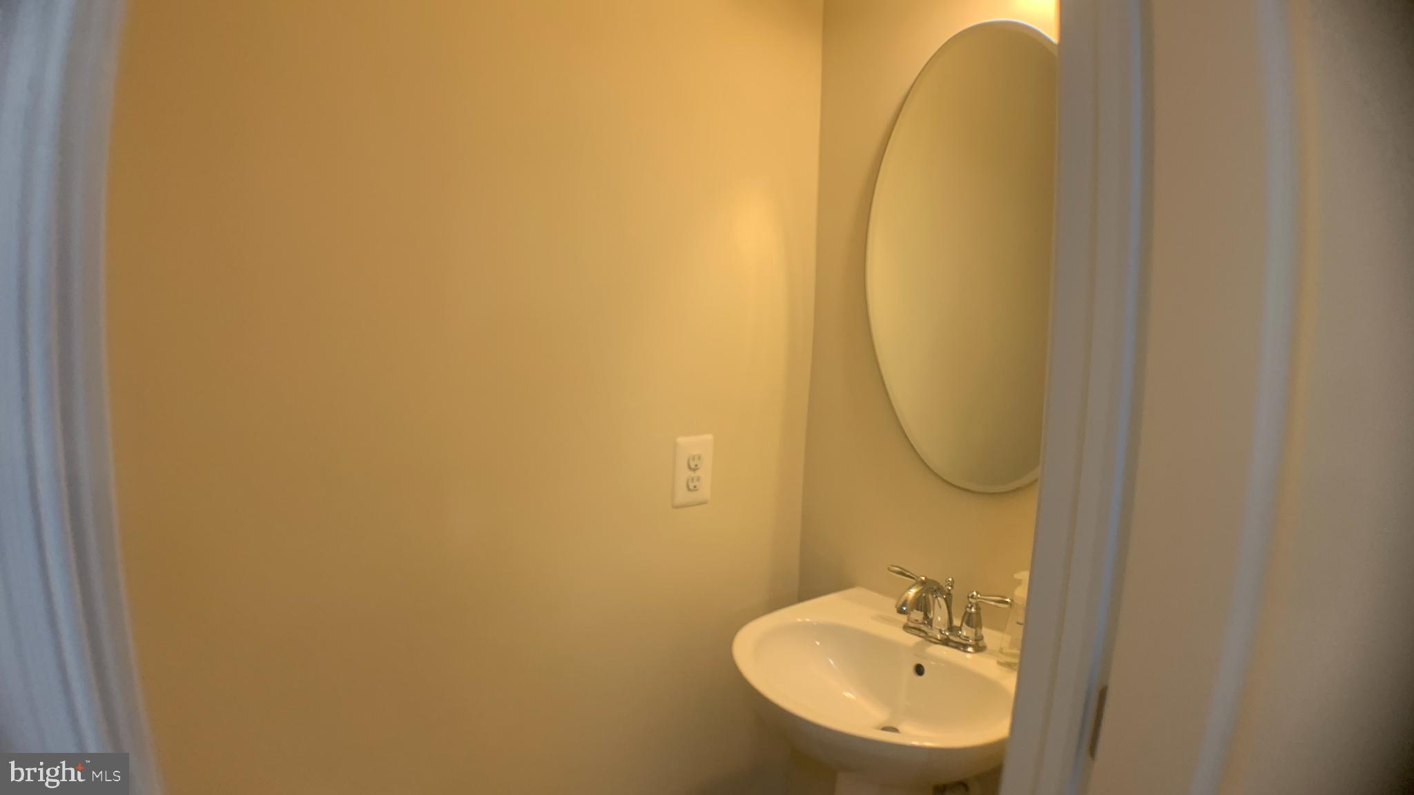 HOWARD SQUARE - Residential Lease