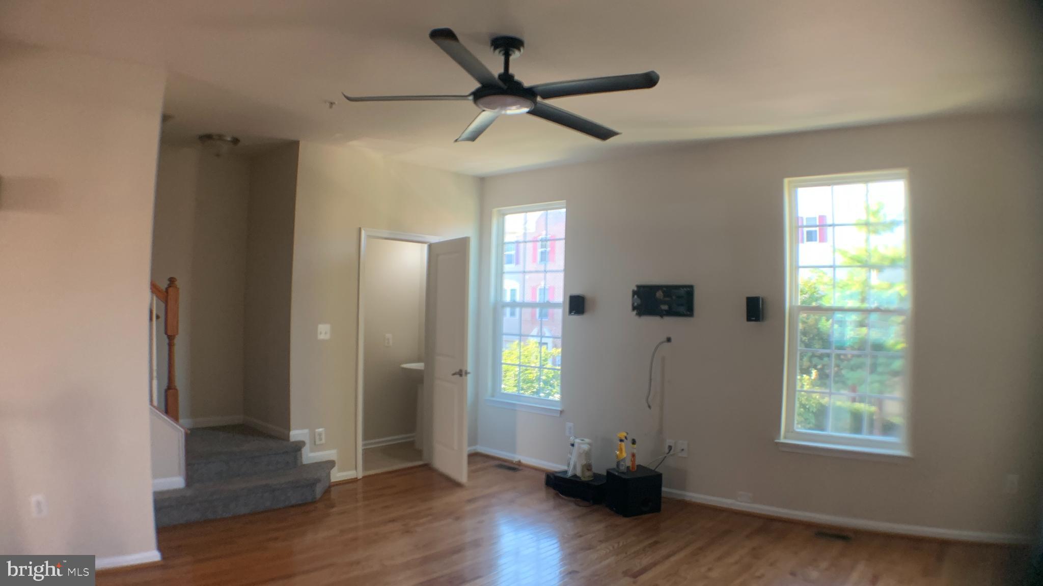 HOWARD SQUARE - Residential Lease