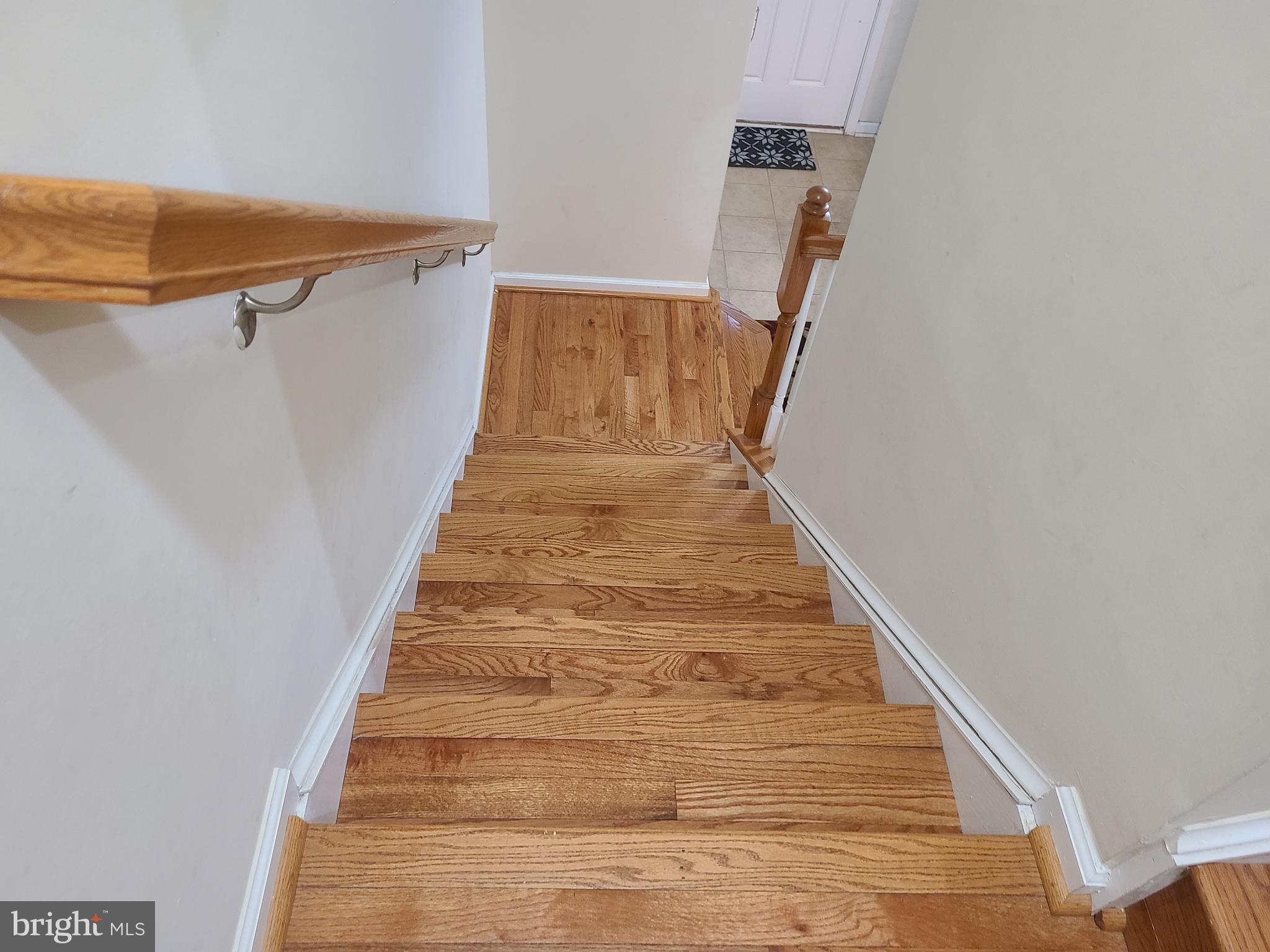 HOWARD SQUARE - Residential Lease