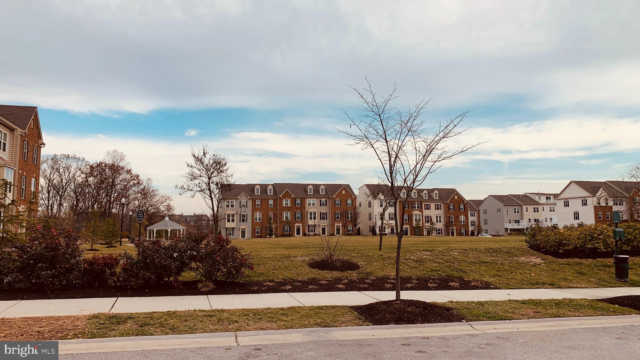 HOWARD SQUARE - Residential Lease