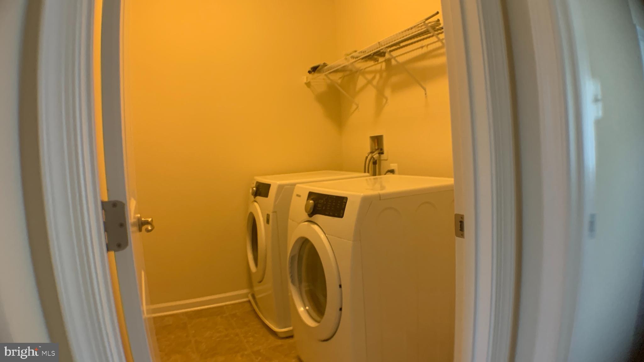 HOWARD SQUARE - Residential Lease