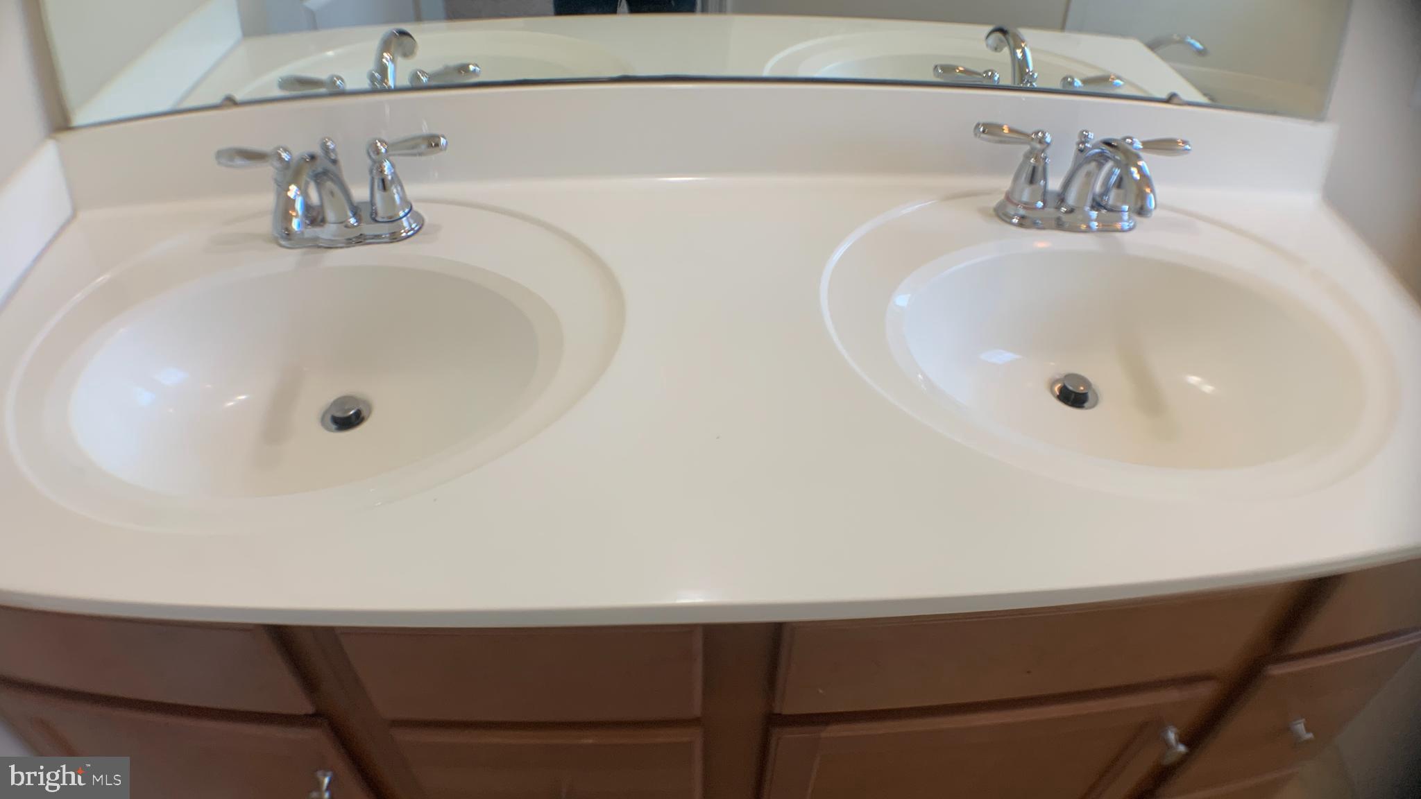 HOWARD SQUARE - Residential Lease