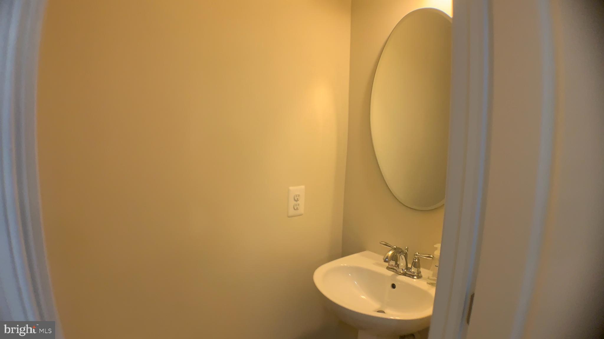 HOWARD SQUARE - Residential Lease