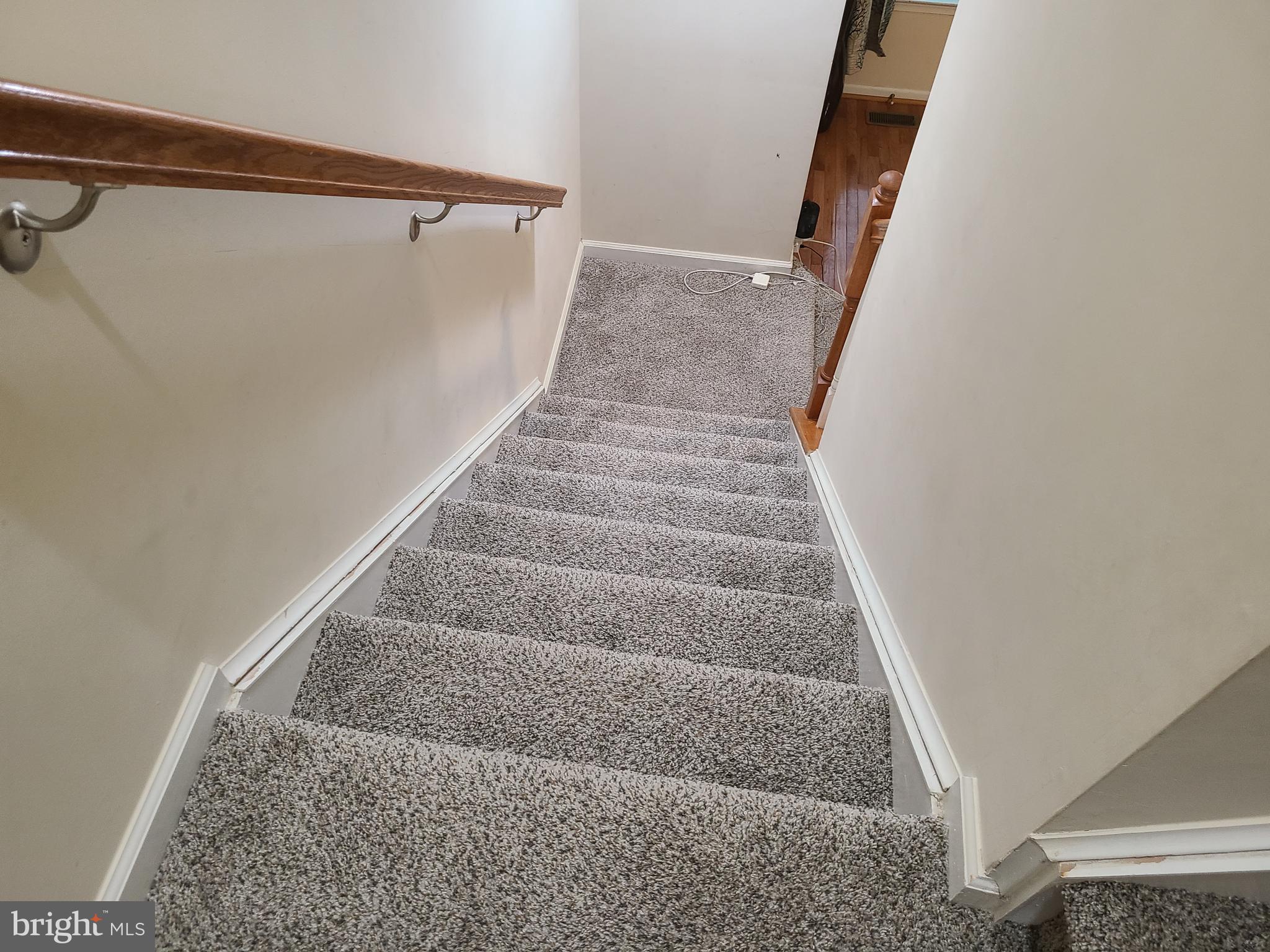 HOWARD SQUARE - Residential Lease