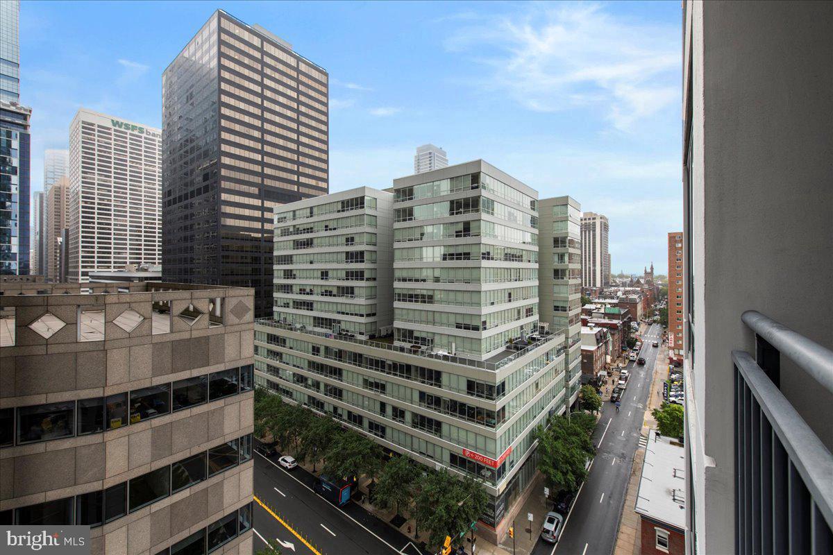 RITTENHOUSE SQUARE - Residential Lease