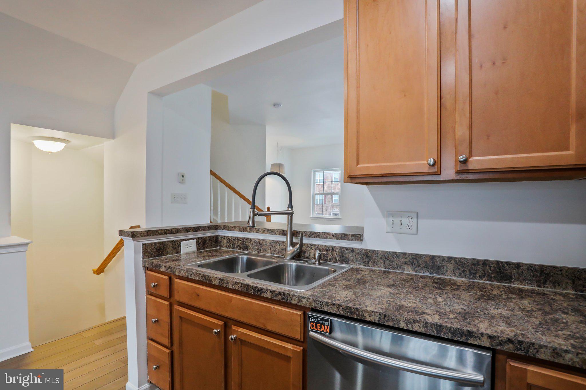 BROOKFIELD - Residential Lease