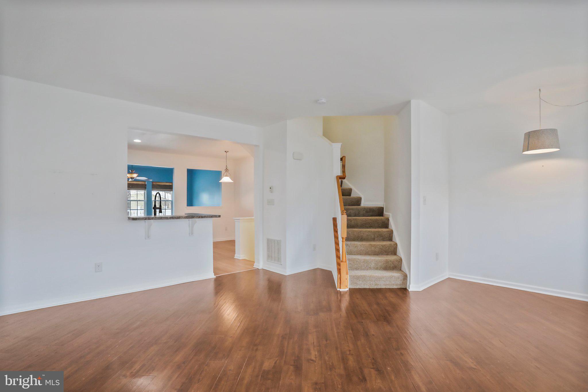 BROOKFIELD - Residential Lease