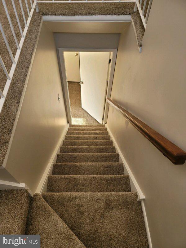 RIVERS BEND I - Residential Lease