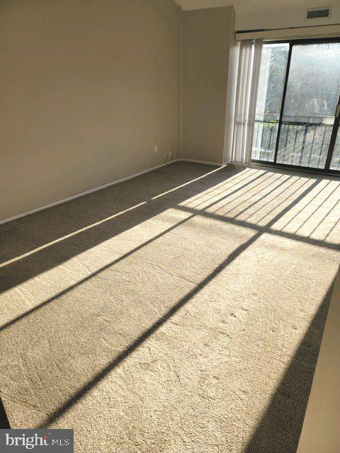 RIVERS BEND I - Residential Lease