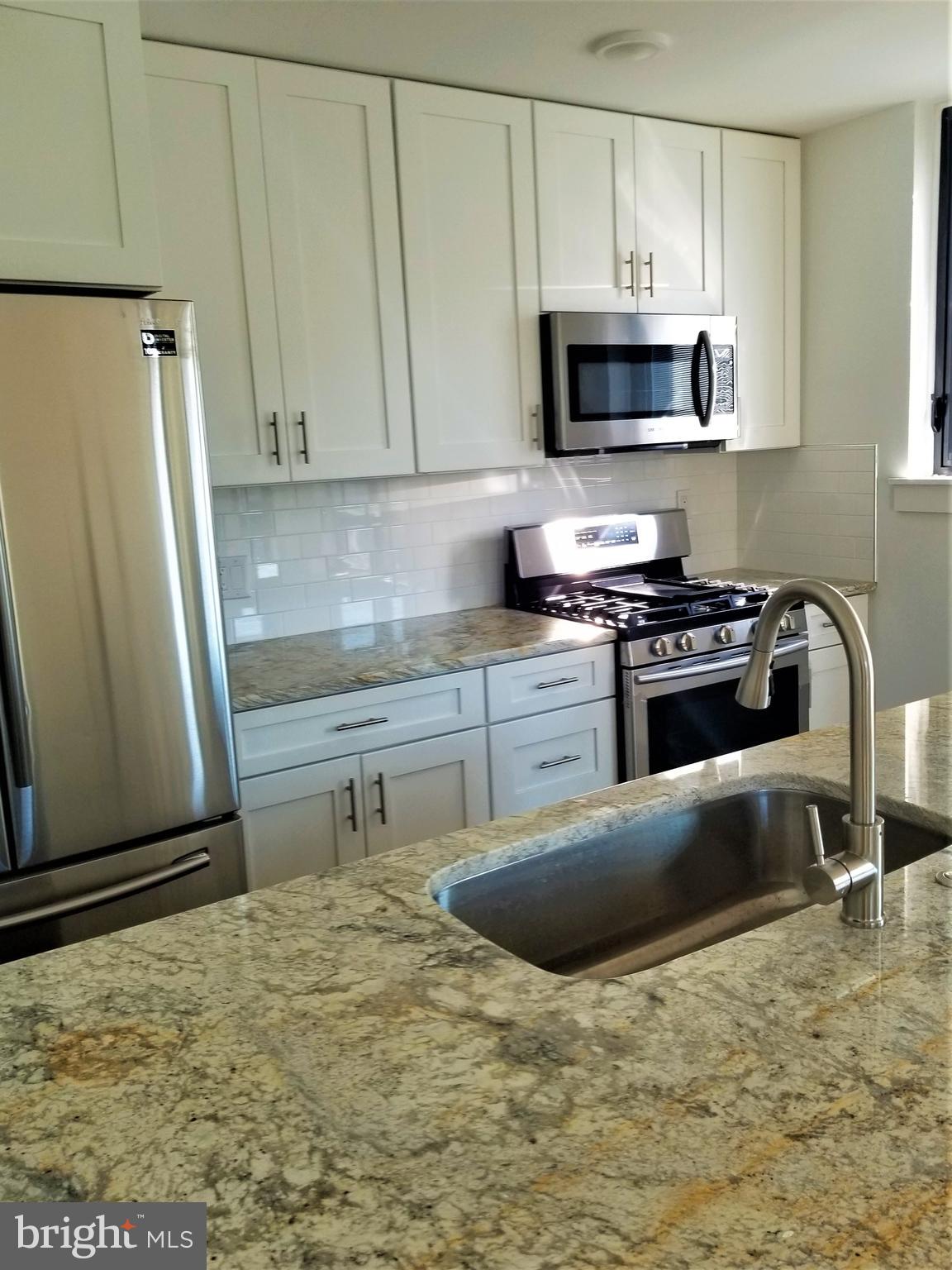 SOCIETY HILL - Residential Lease