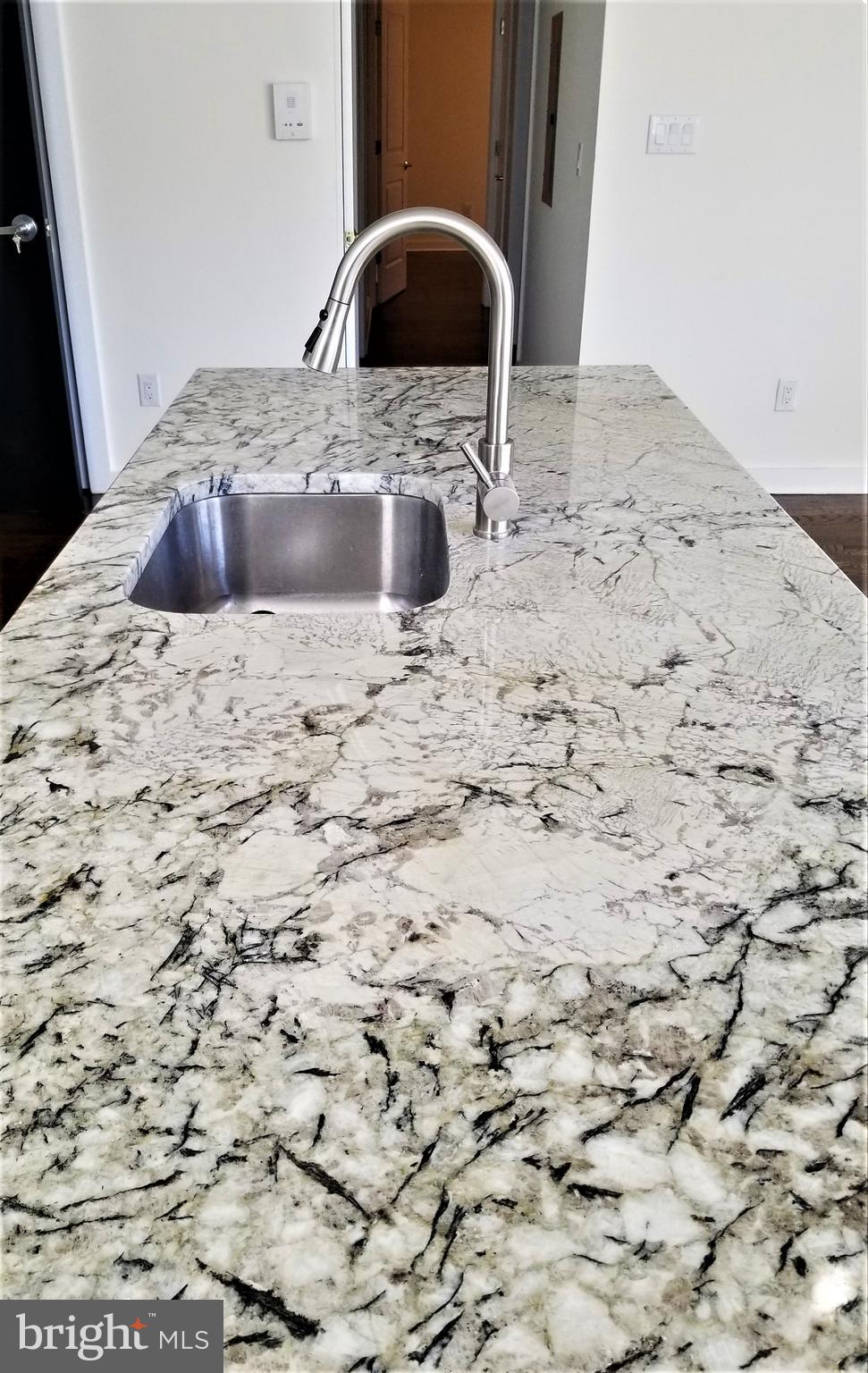 SOCIETY HILL - Residential Lease