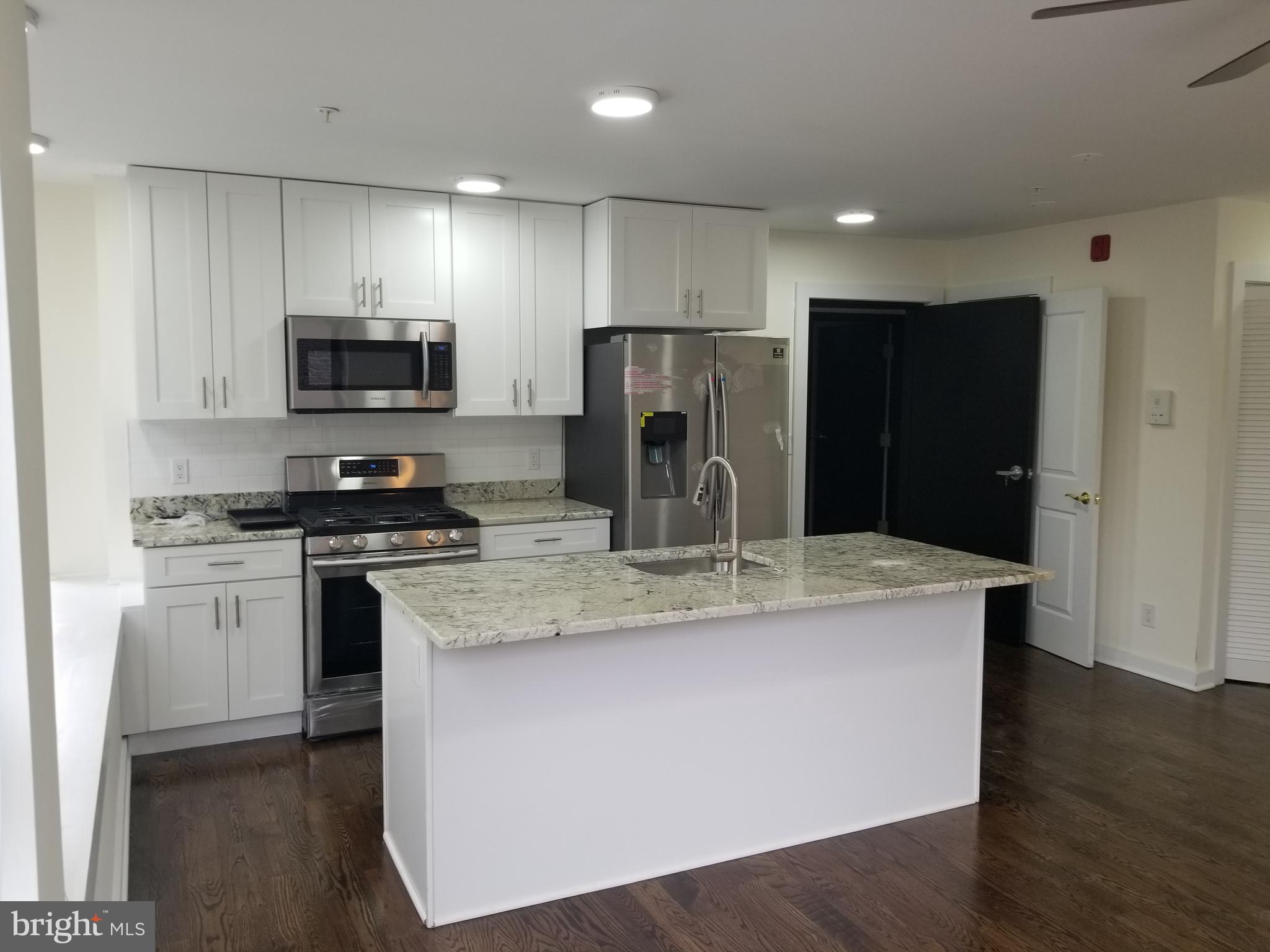 SOCIETY HILL - Residential Lease