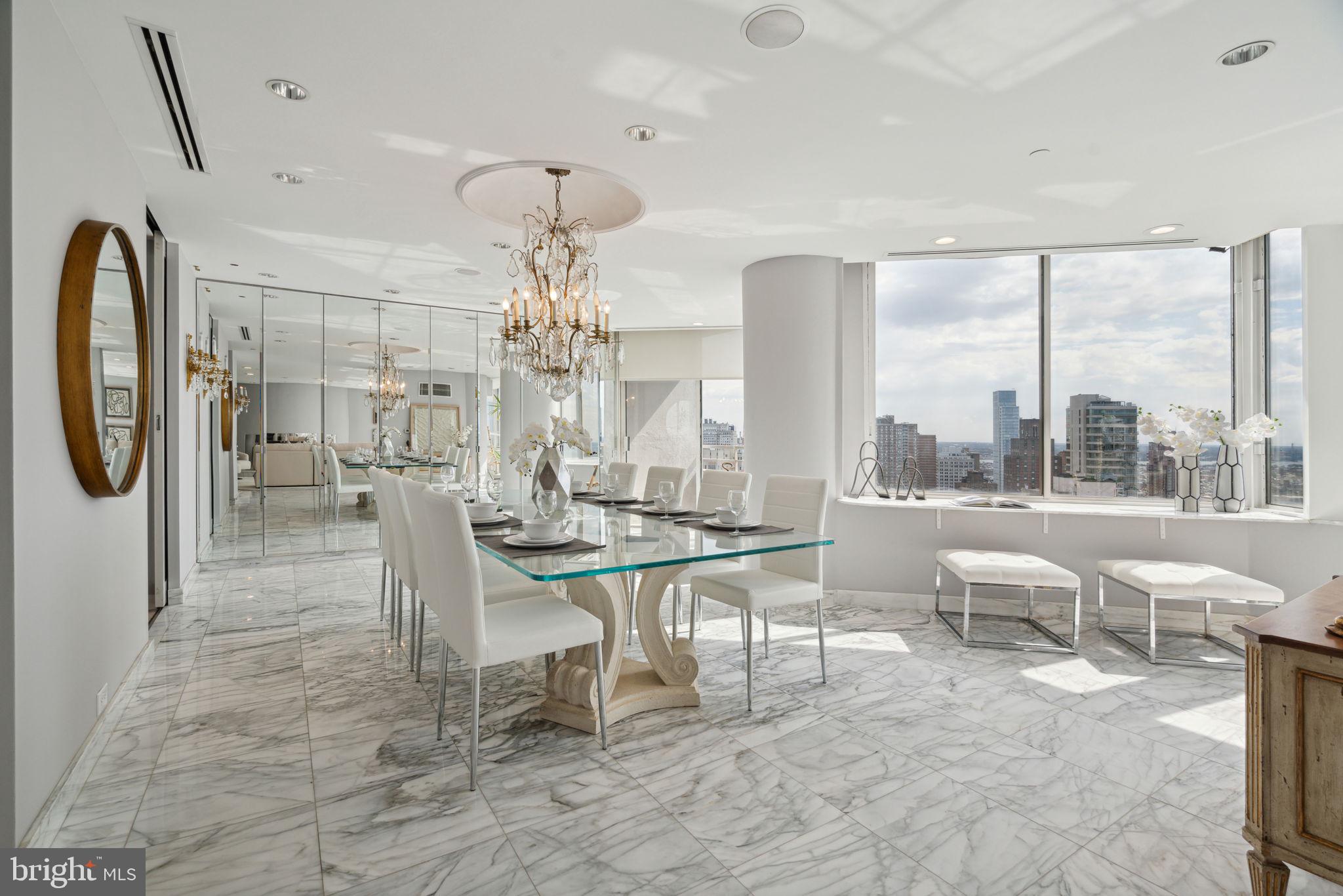 RITTENHOUSE SQUARE - Residential