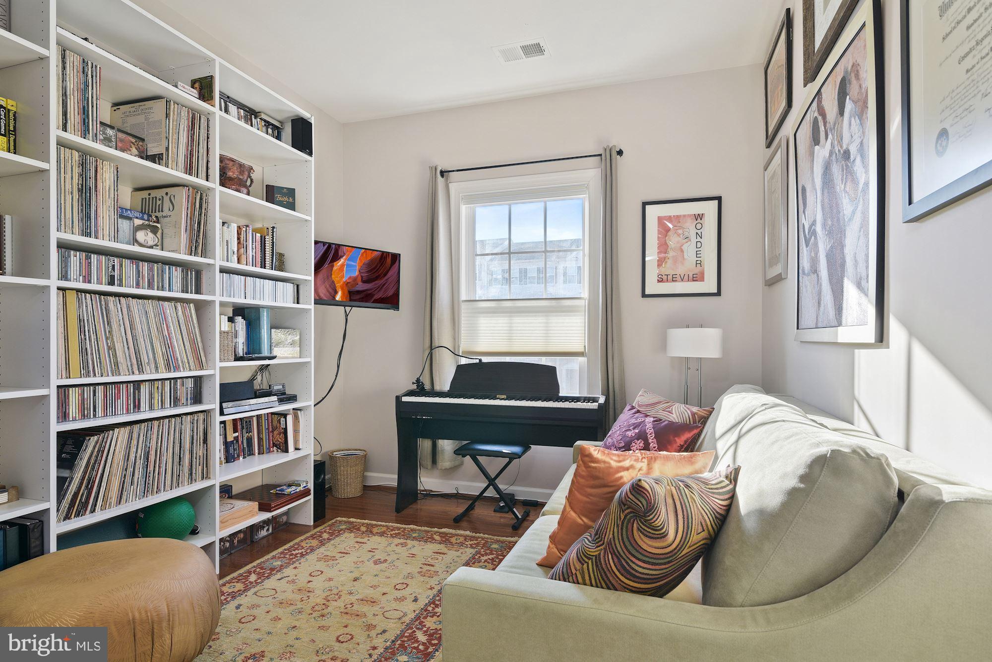 GREENWAY VILLAGE - Residential