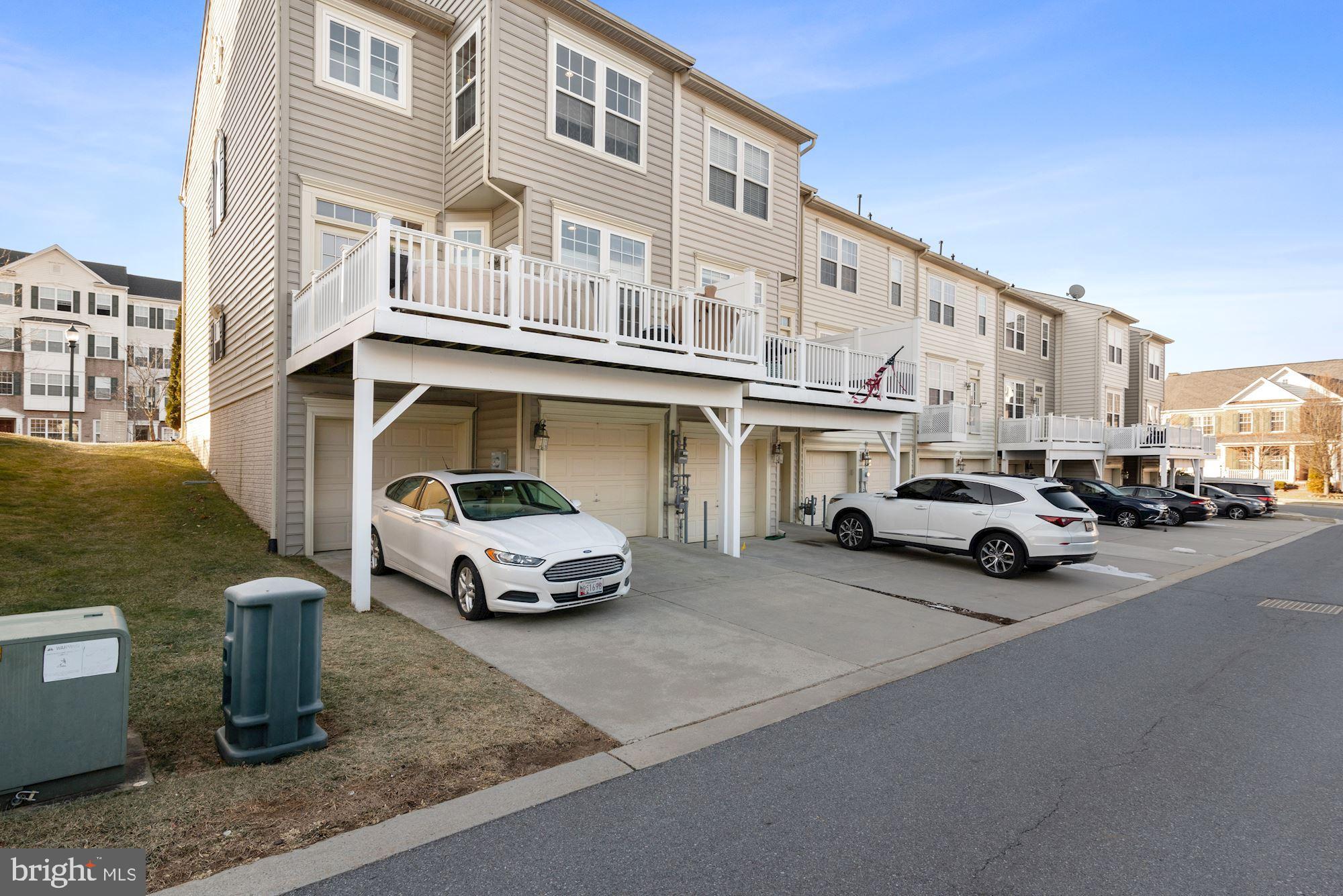 GREENWAY VILLAGE - Residential