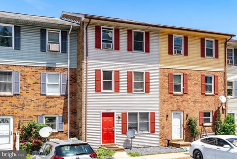 1472 COUNTRY CLUB COURT HARRISONBURG VA 22802
