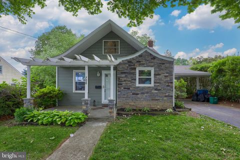 Photo of 708 S 16TH ST, COLUMBIA, PA 17512 (MLS # PALA2036792)