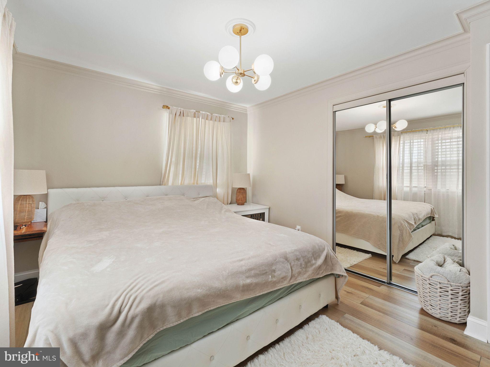 SOMERTON - Residential