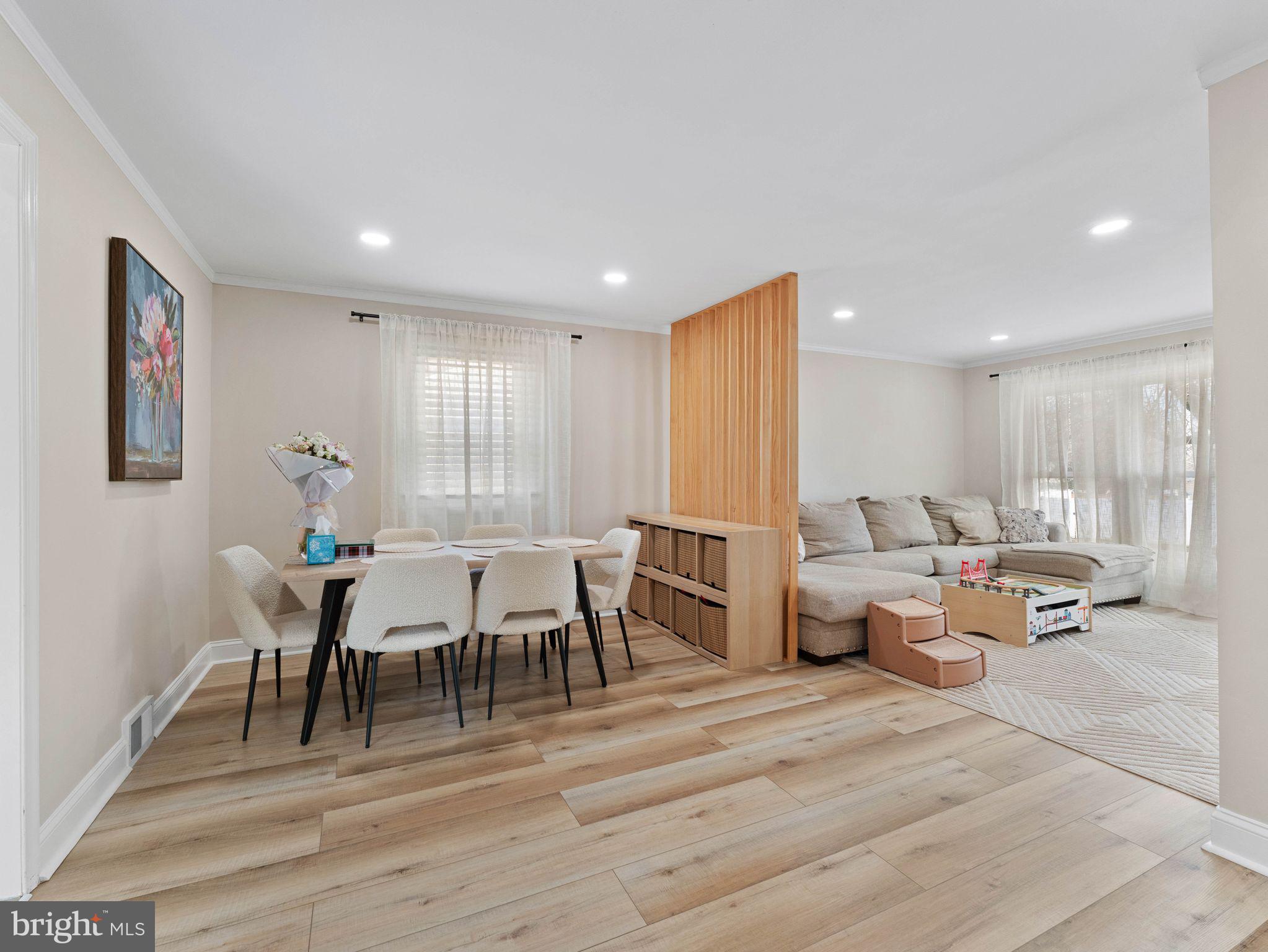 SOMERTON - Residential