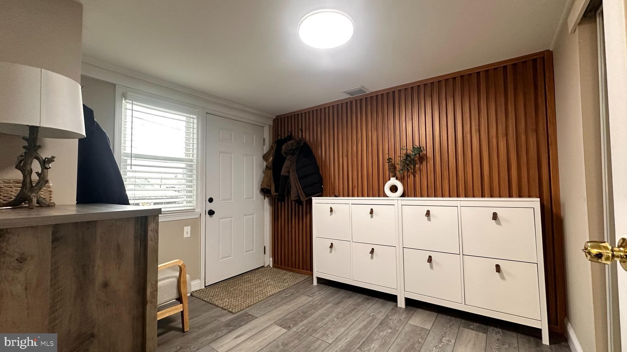 SOMERTON - Residential