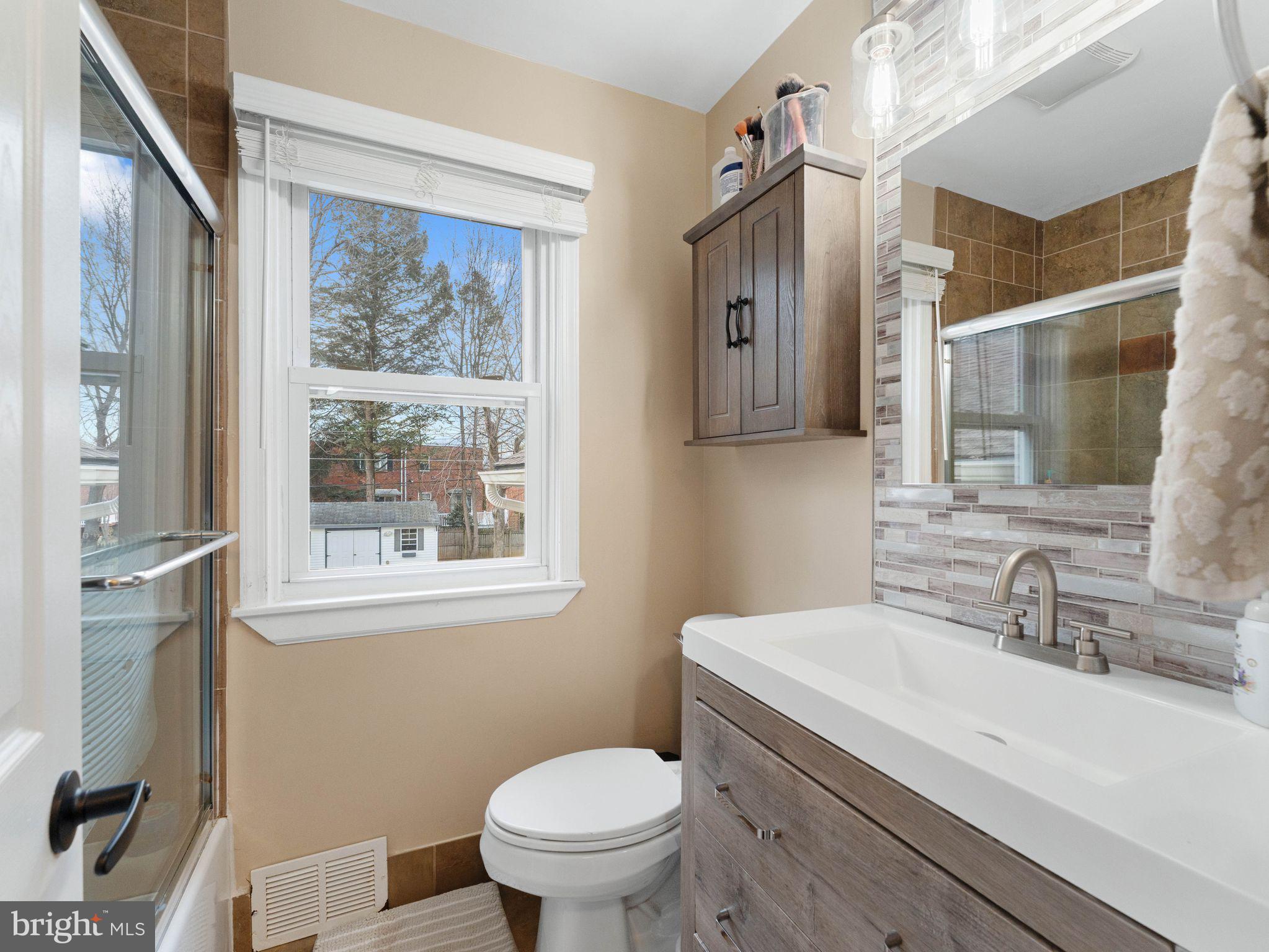 SOMERTON - Residential