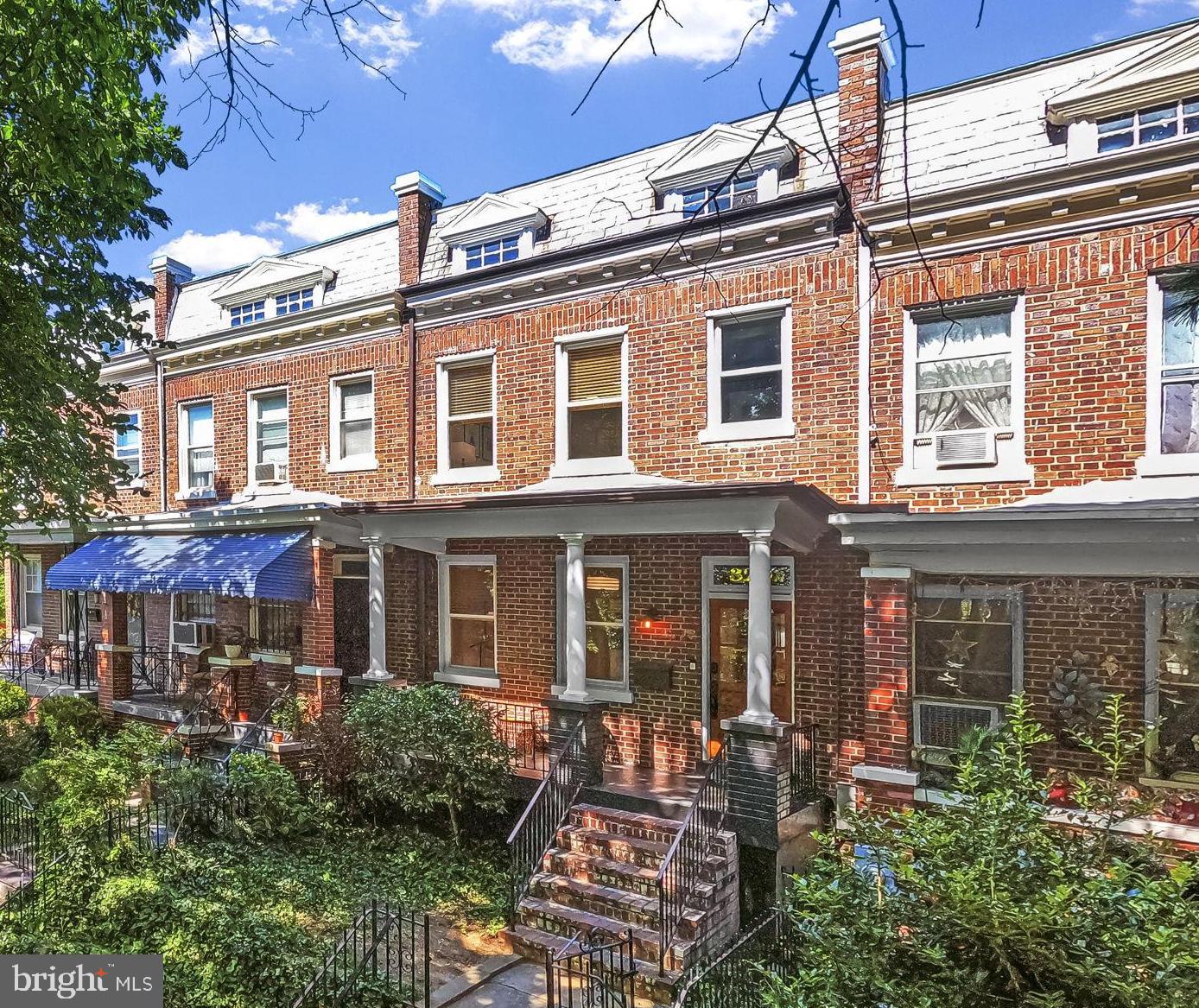 320 TENNESSEE AVENUE NE