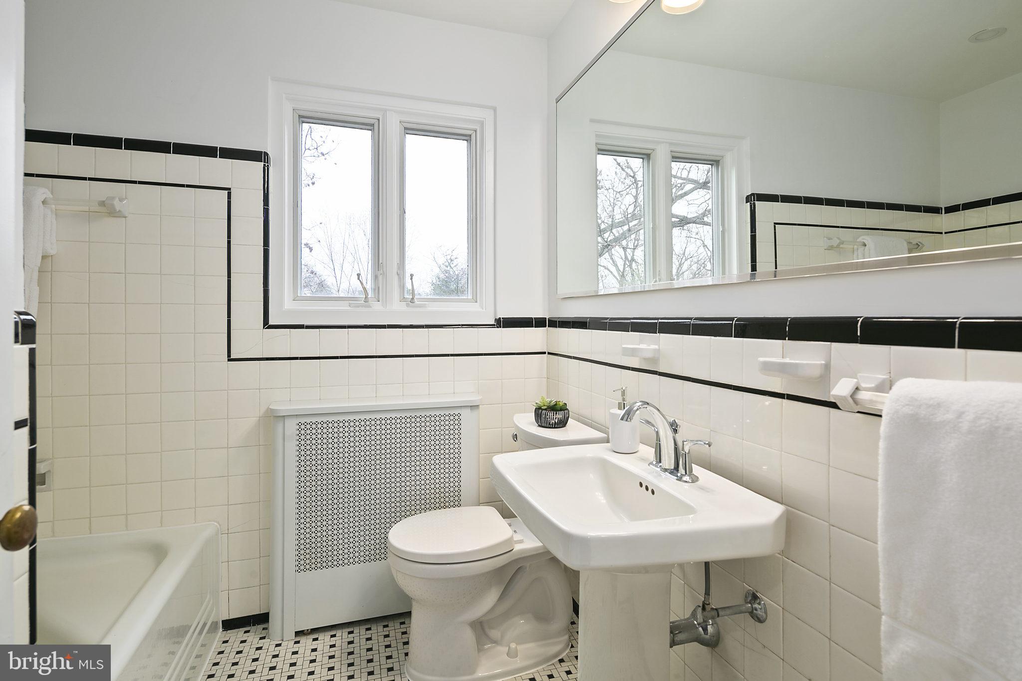 AURORA HILLS - Residential