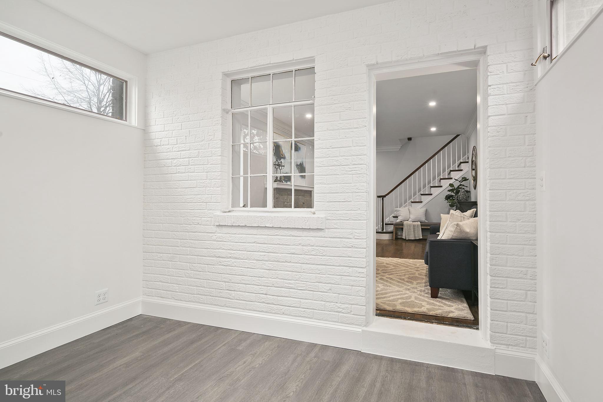 AURORA HILLS - Residential