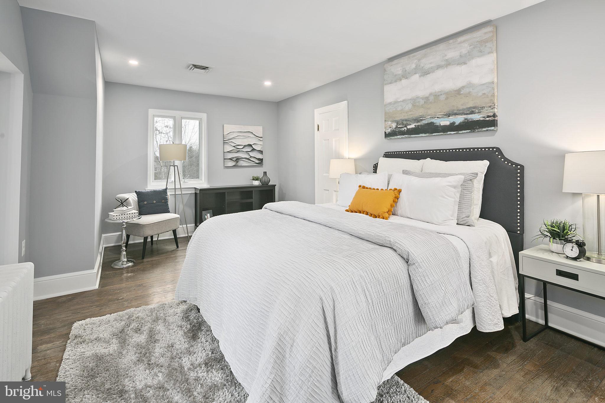 AURORA HILLS - Residential