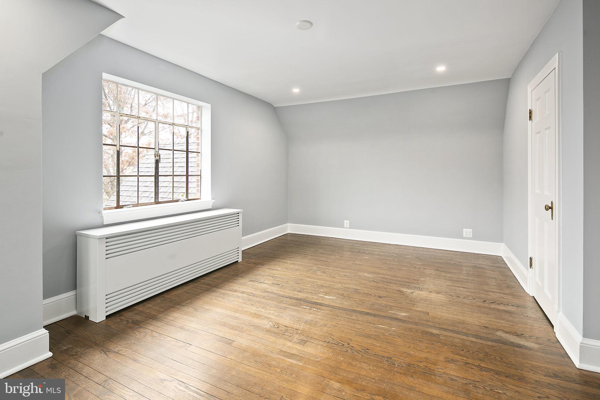 AURORA HILLS - Residential