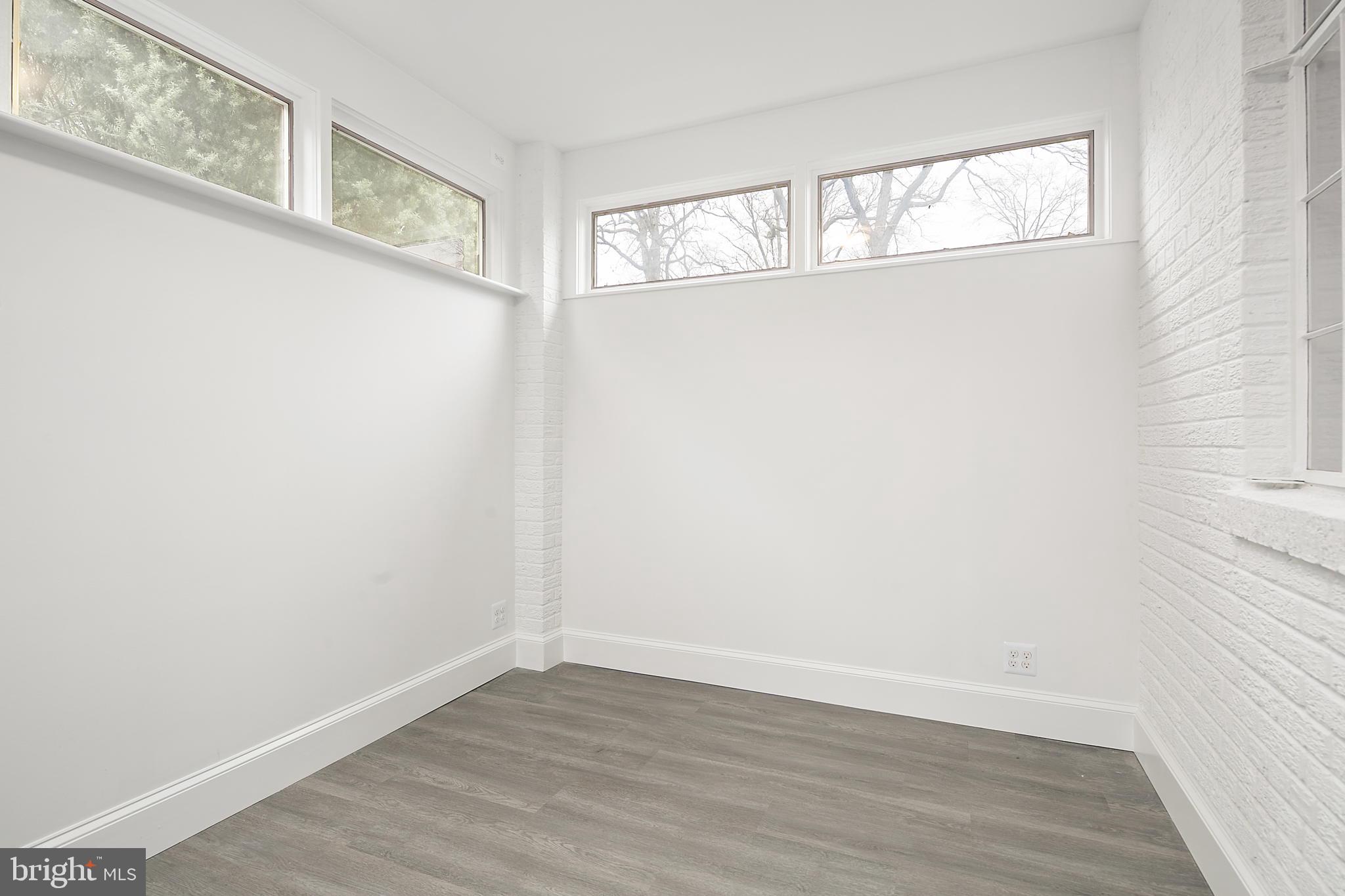 AURORA HILLS - Residential