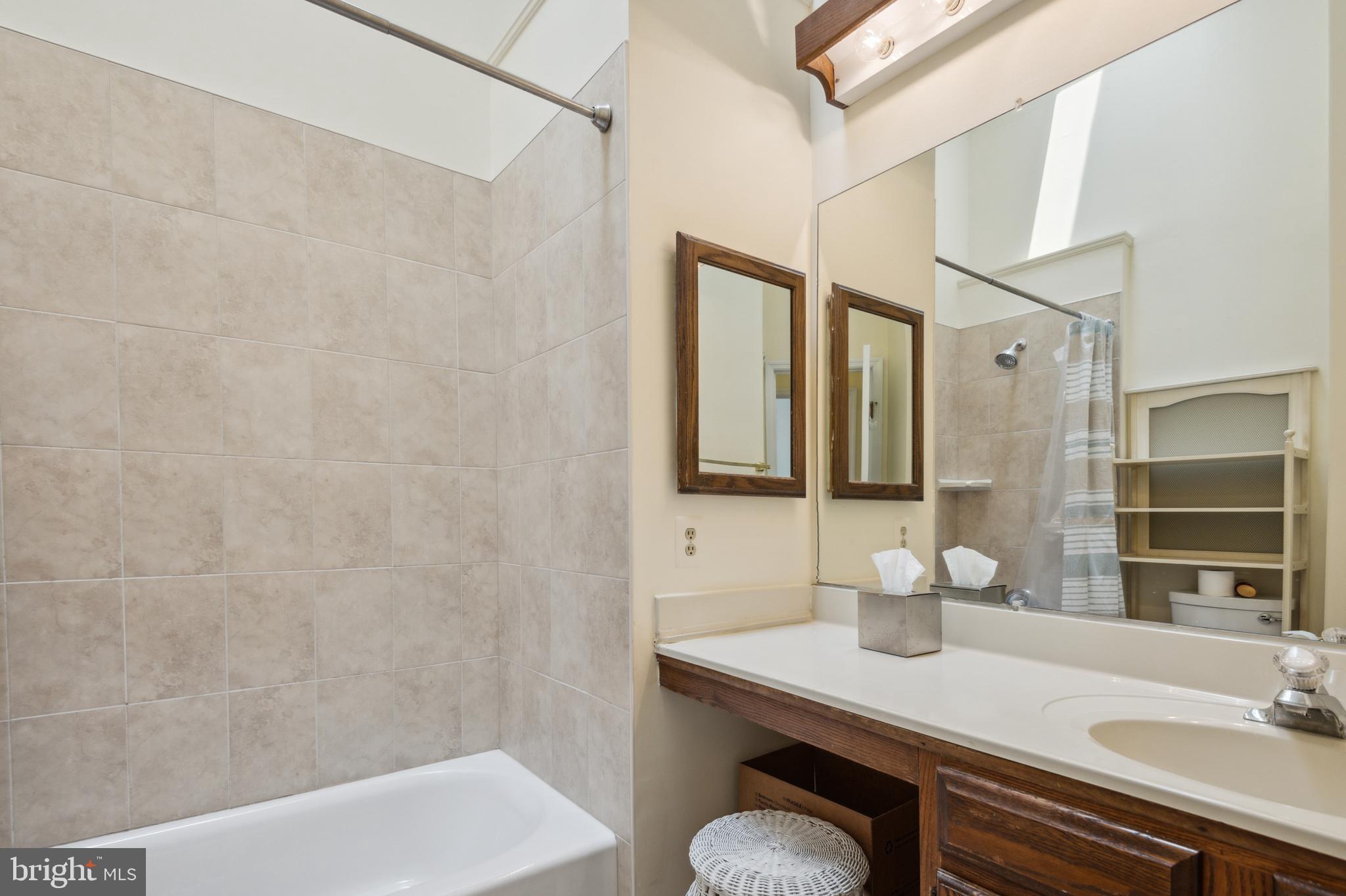 FERNSHIRE FARMS - Residential