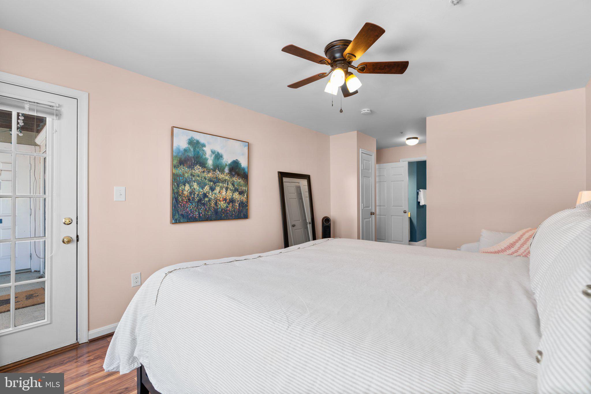 KENTLANDS RIDGE - Residential