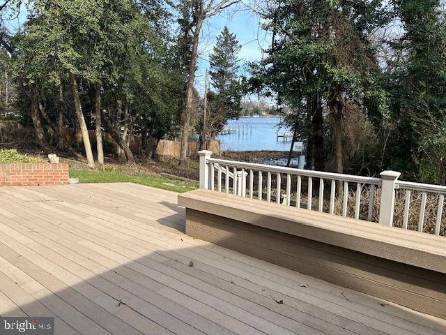 FAIR OAKS ON THE MAGOTHY - Residential